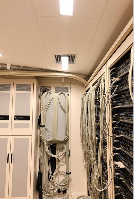 "Enterprise Networking Solutions setup with cloud integration, structured cabling, and secure SD-WAN infrastructure by Facalto"
